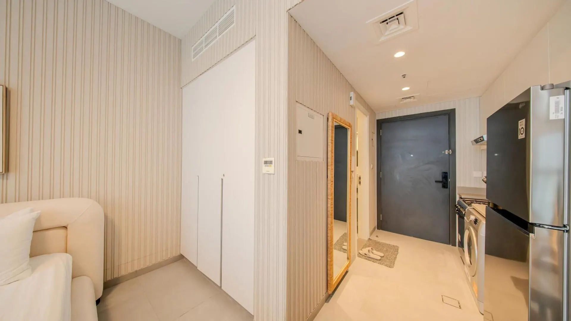 Apartment The Aljada Studio By Blue Cloud Holidays Sharjah United Arab Emirates