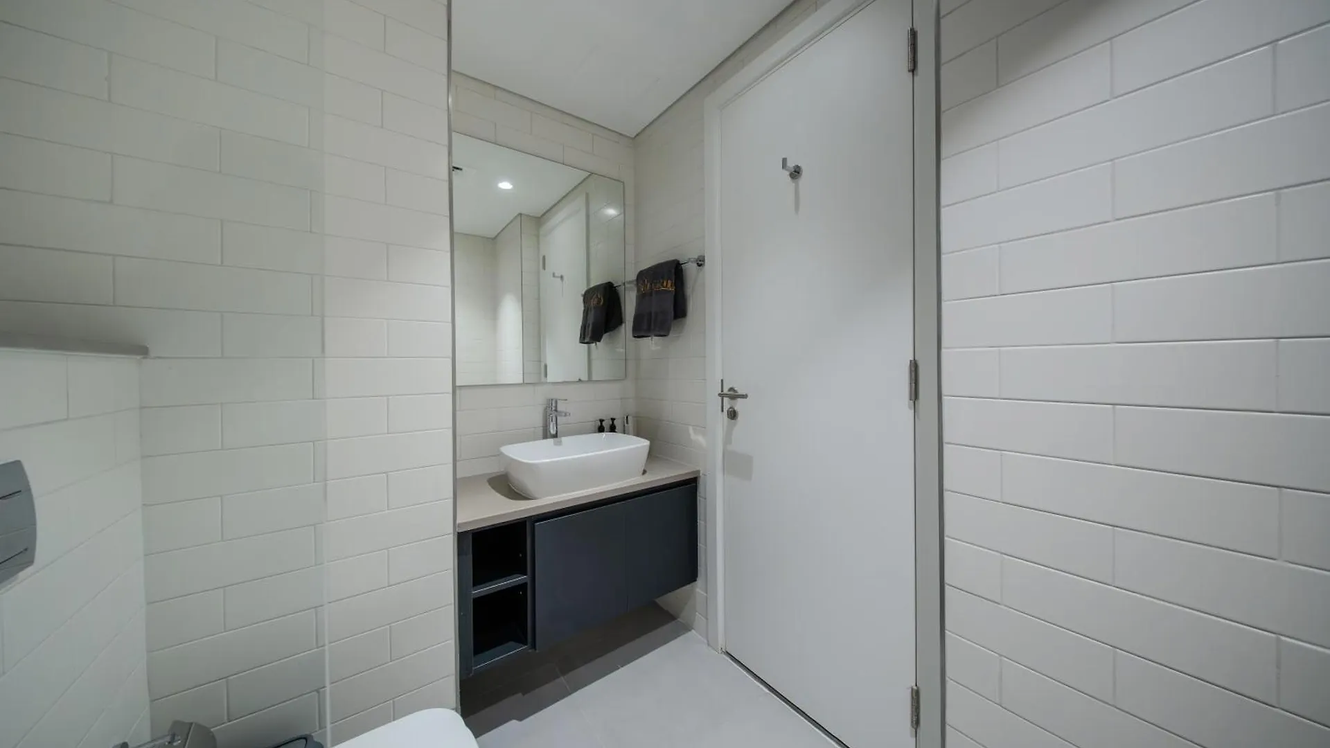 The Aljada Studio By Blue Cloud Holidays Sharjah Apartment